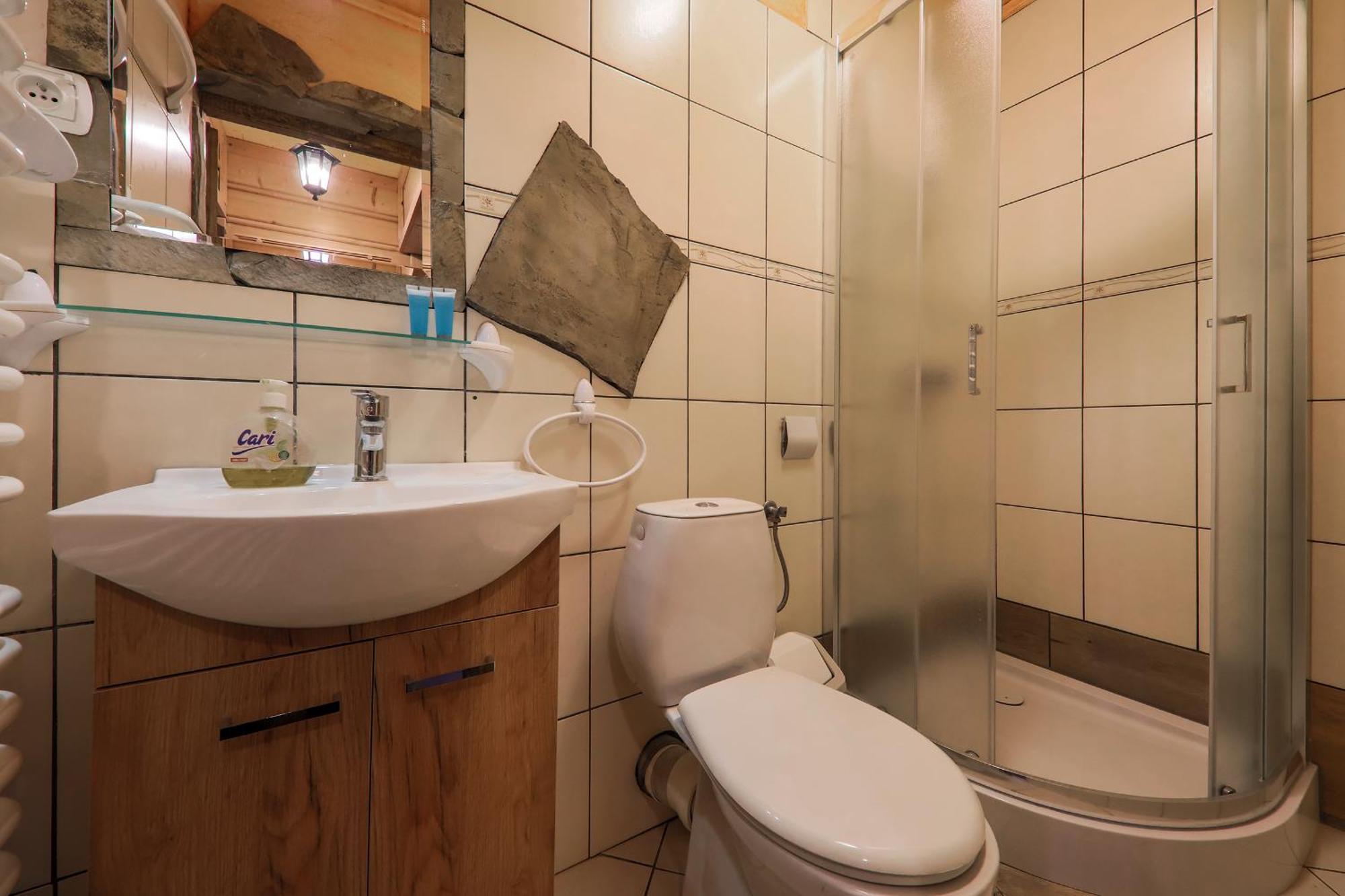 Grota Zbojnicka Apartament I Pokoje Gliczarów Buitenkant foto