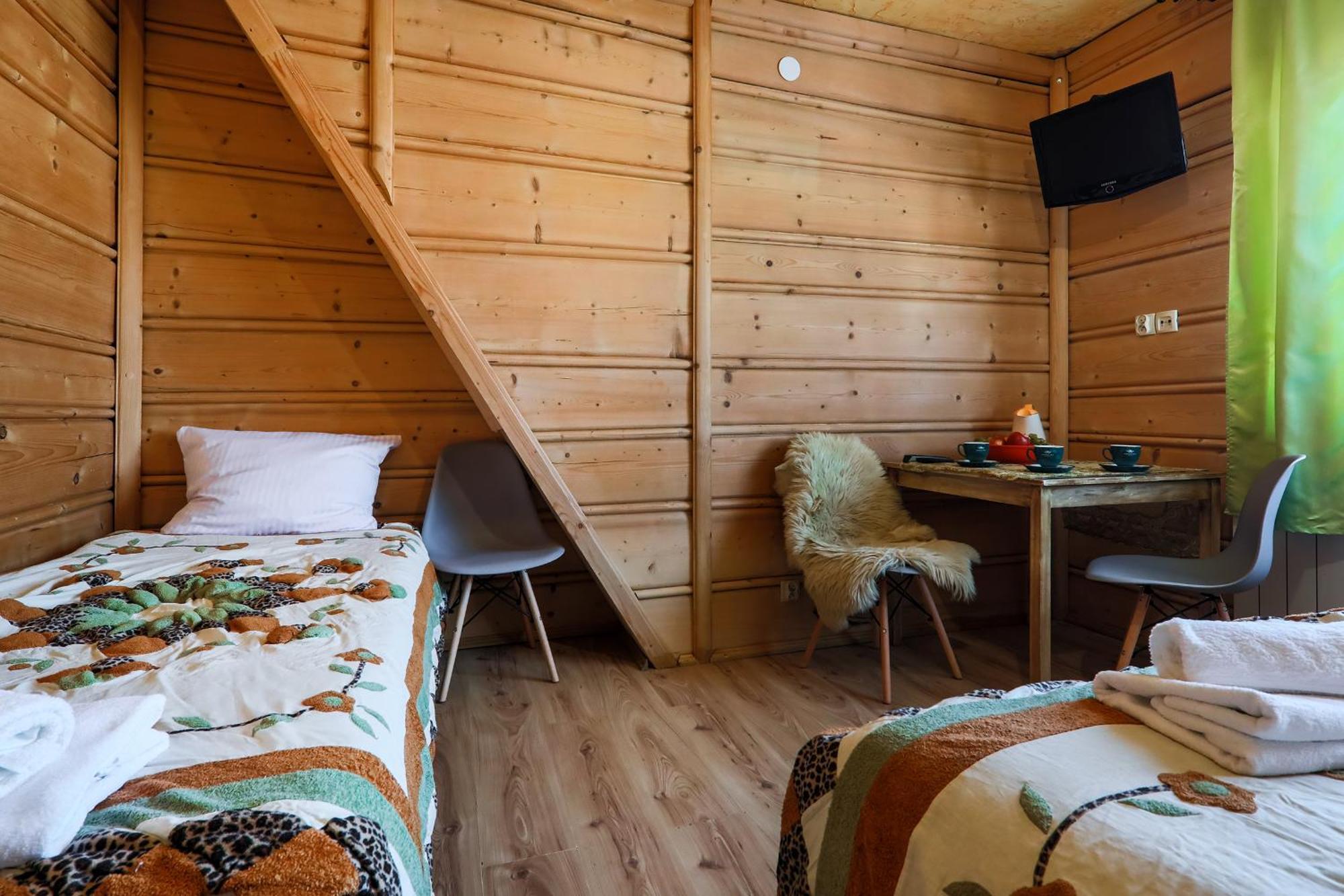 Grota Zbojnicka Apartament I Pokoje Gliczarów Buitenkant foto