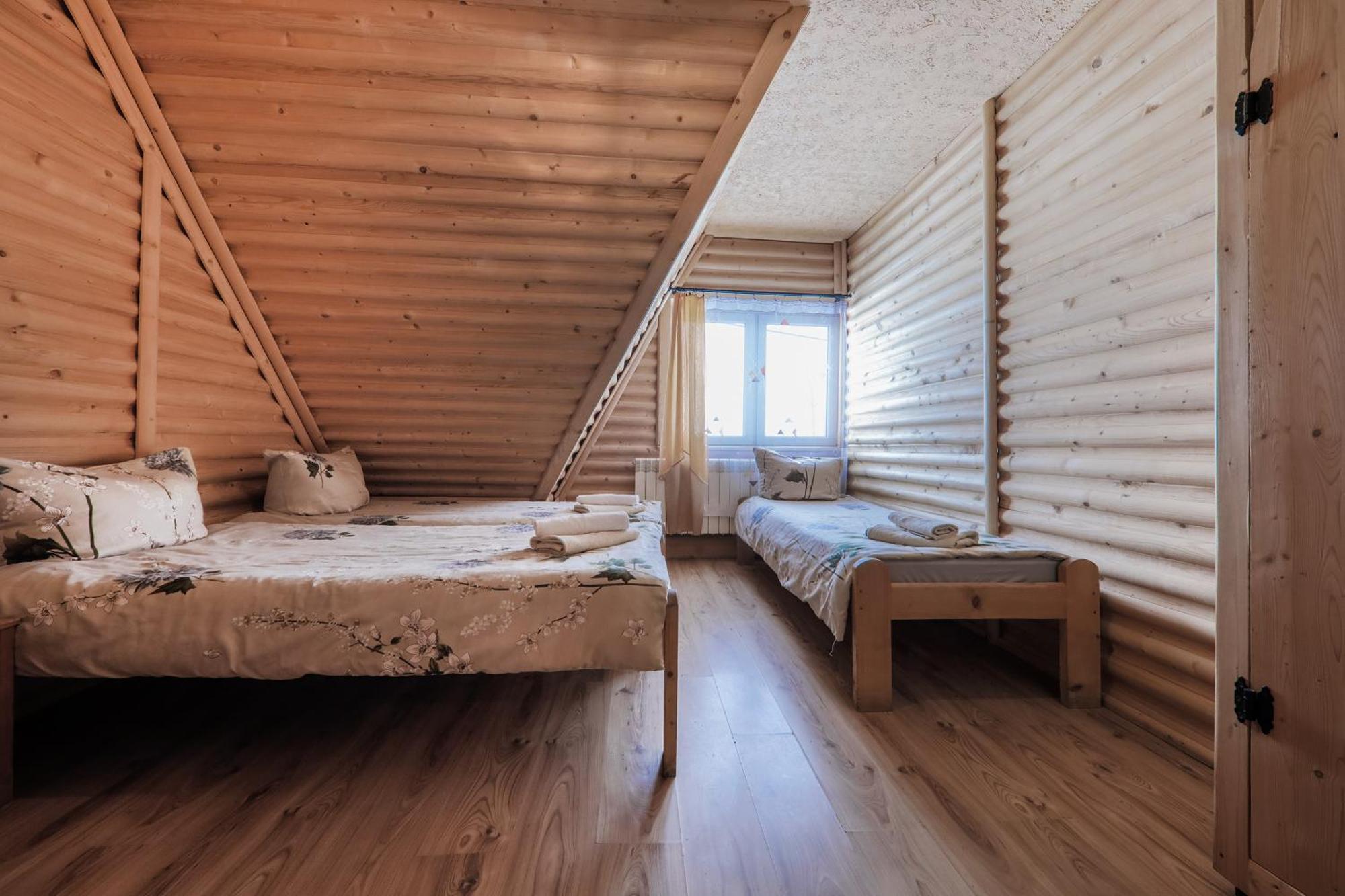 Grota Zbojnicka Apartament I Pokoje Gliczarów Buitenkant foto